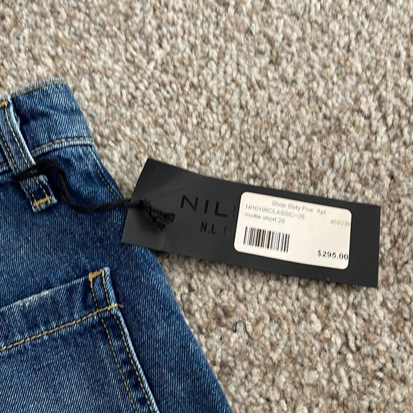 NILI LOTAN | Mollie Jean Short - Picture 4 of 7